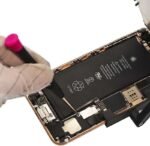 8 in 1 Screwdriver Set for mobile laptops and tablets repairing SH-6308A  (random color)