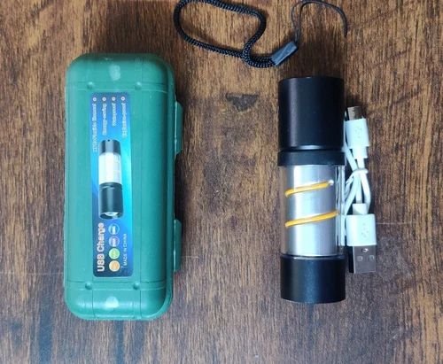 WhatsApp-Image-2024-10-15-at-5.59.58-PM.jpeg Stainless Steel LED Mini Usb Torch, Mini Pocket Flashlight - White - Image 3