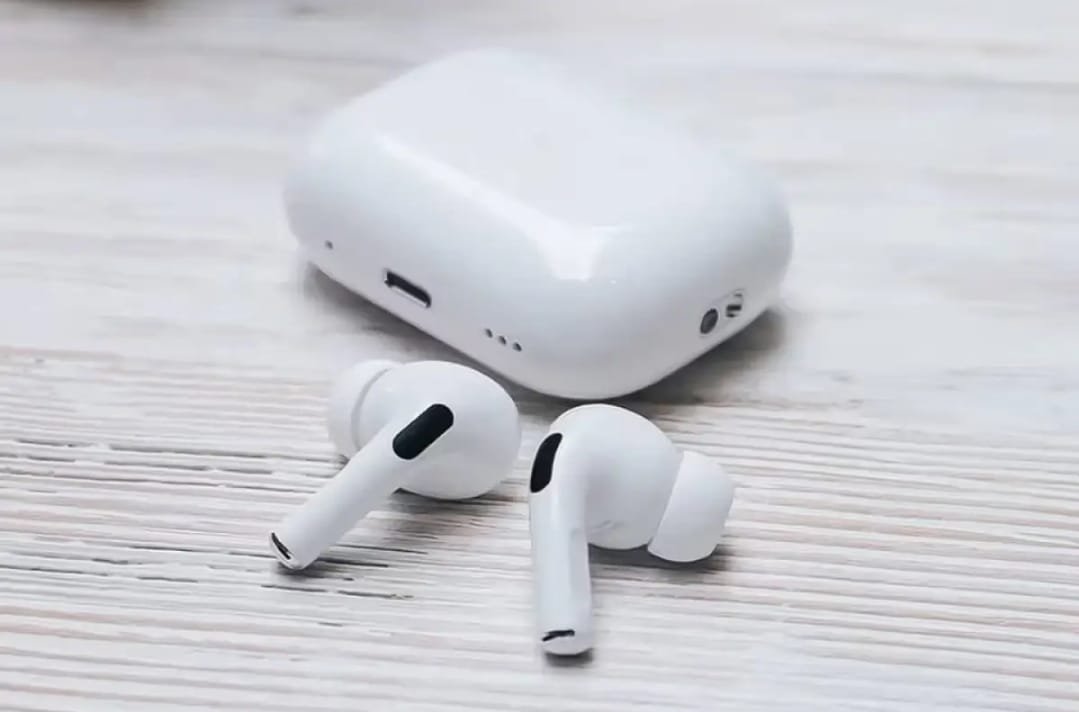 WhatsApp-Image-2024-10-18-at-3.42.19-PM.jpeg AirPods Pro Wireless Earbuds Bluetooth 5.0, Super Sound Base, - Image 5