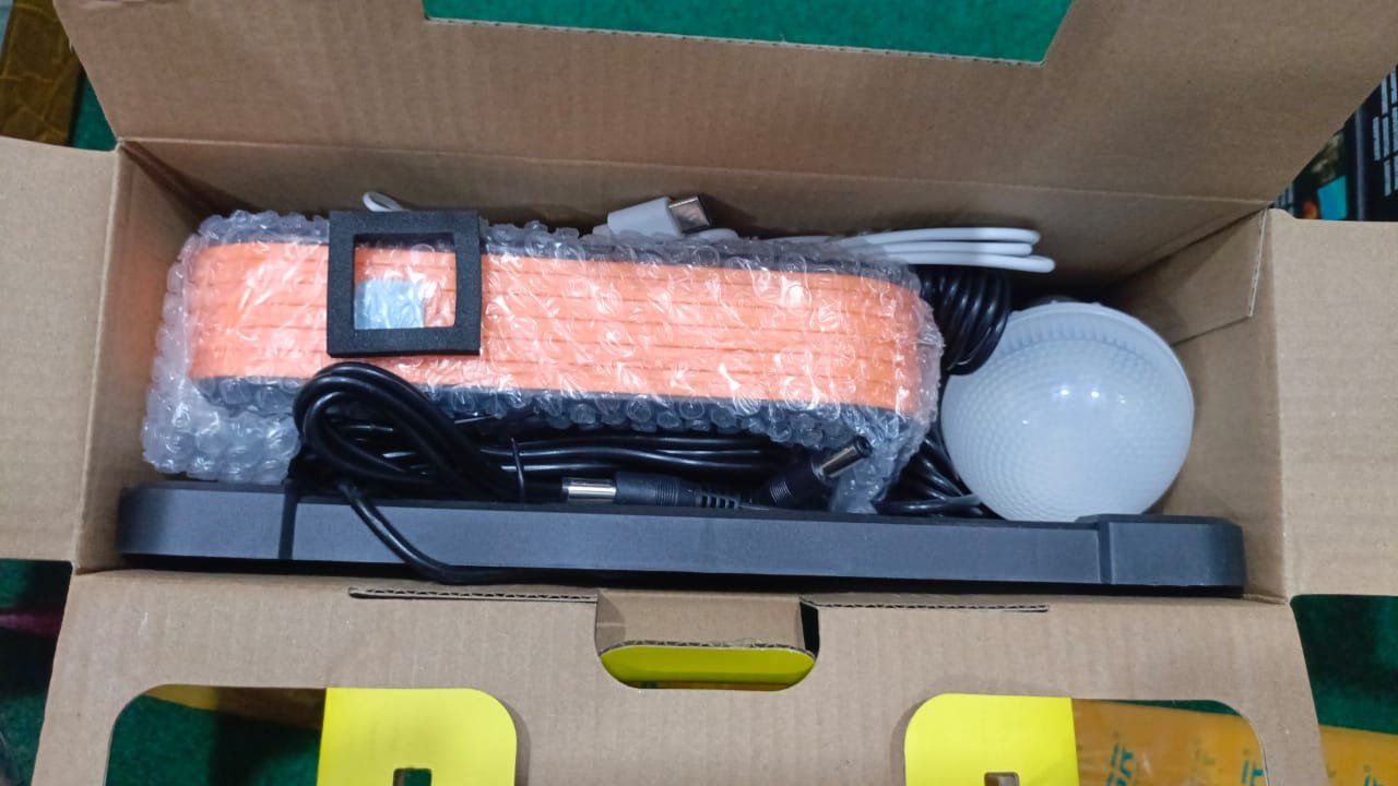 WhatsApp-Image-2024-10-23-at-11.59.54-AM.jpeg Solar Powered Light System Flashlight, Emergency Mobile Power Bank, Wireless Power Supply System for Travel Camping hiking (random color) - Image 5