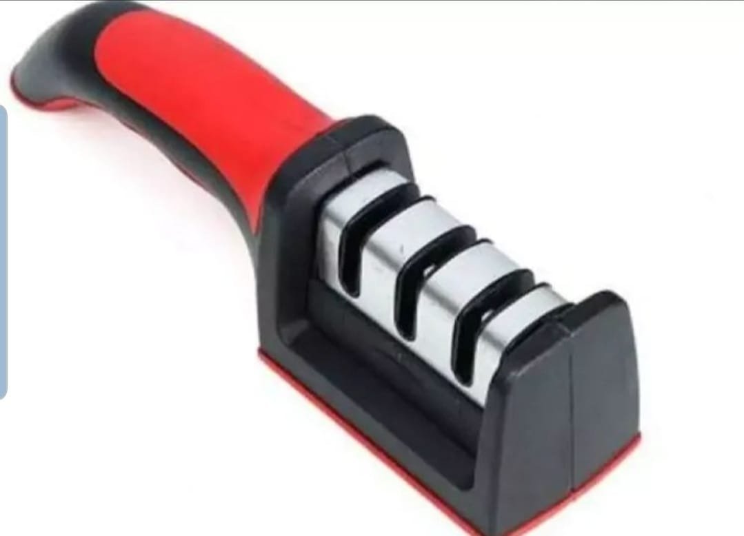 WhatsApp-Image-2024-11-25-at-12.39.04-PM-1.jpeg 3 in 1 Manual Knife Sharpening Kitchen Accessories Manual Stainless Steel 3 Stage Kitchen Handheld Knife Sharpener - Image 4