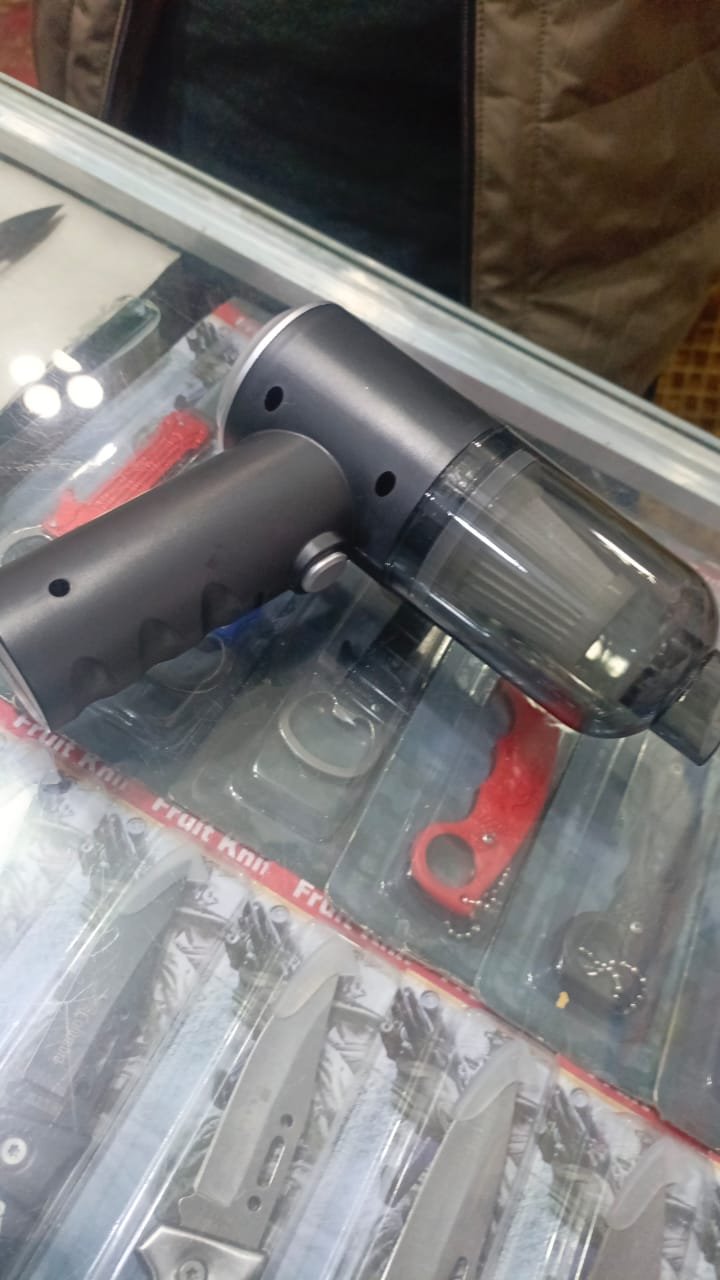 WhatsApp-Image-2025-01-09-at-11.09.22-AM.jpeg 3 in 1 AS-228 Mini USB Rechargeable Vacuum Cleaner for Home and Office Use - Image 4