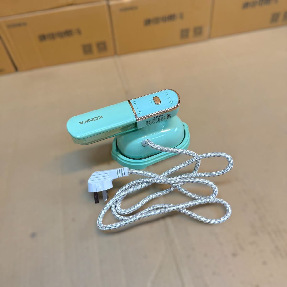 WhatsApp-Image-2025-04-09-at-12.19.49-PM.jpeg Konka Travelling Steam Iron Imported / konka Portable Compact Steam Iron / Mini Steam Iron - Image 4